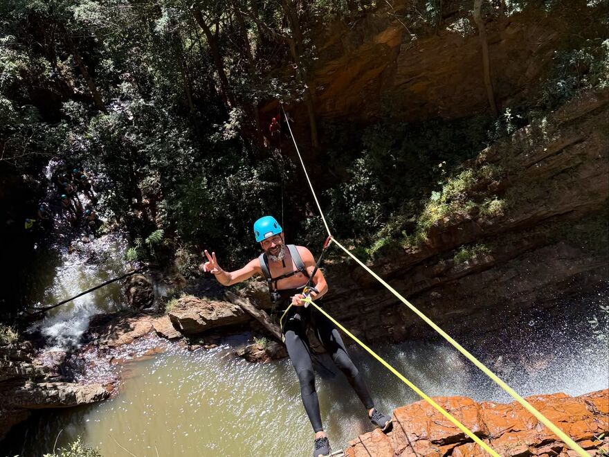 Rapel no poço da cachoeira
